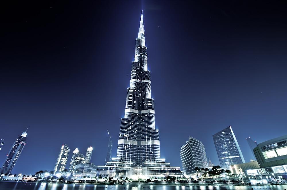 Dusit D2 Kenz Hotel Dubai Exterior foto