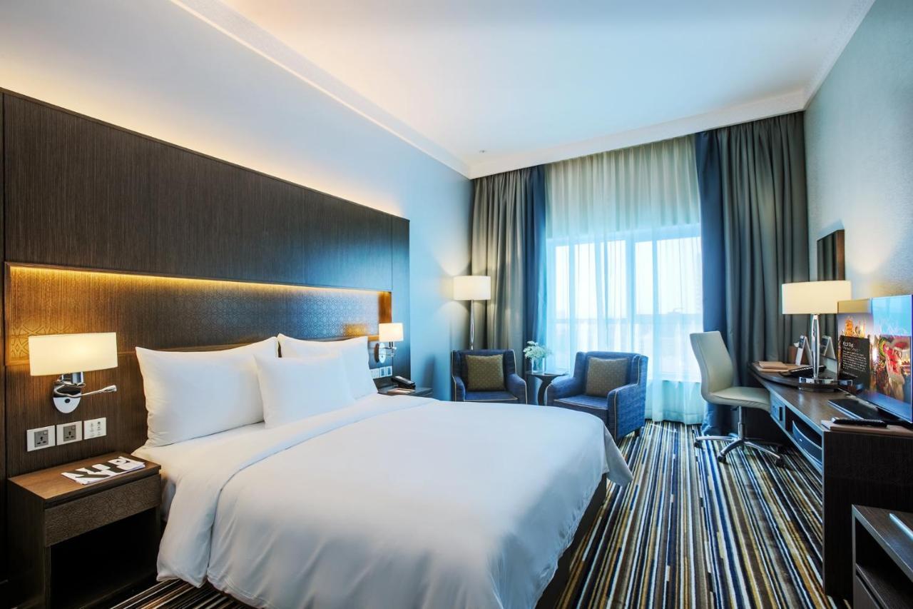 Dusit D2 Kenz Hotel Dubai Exterior foto