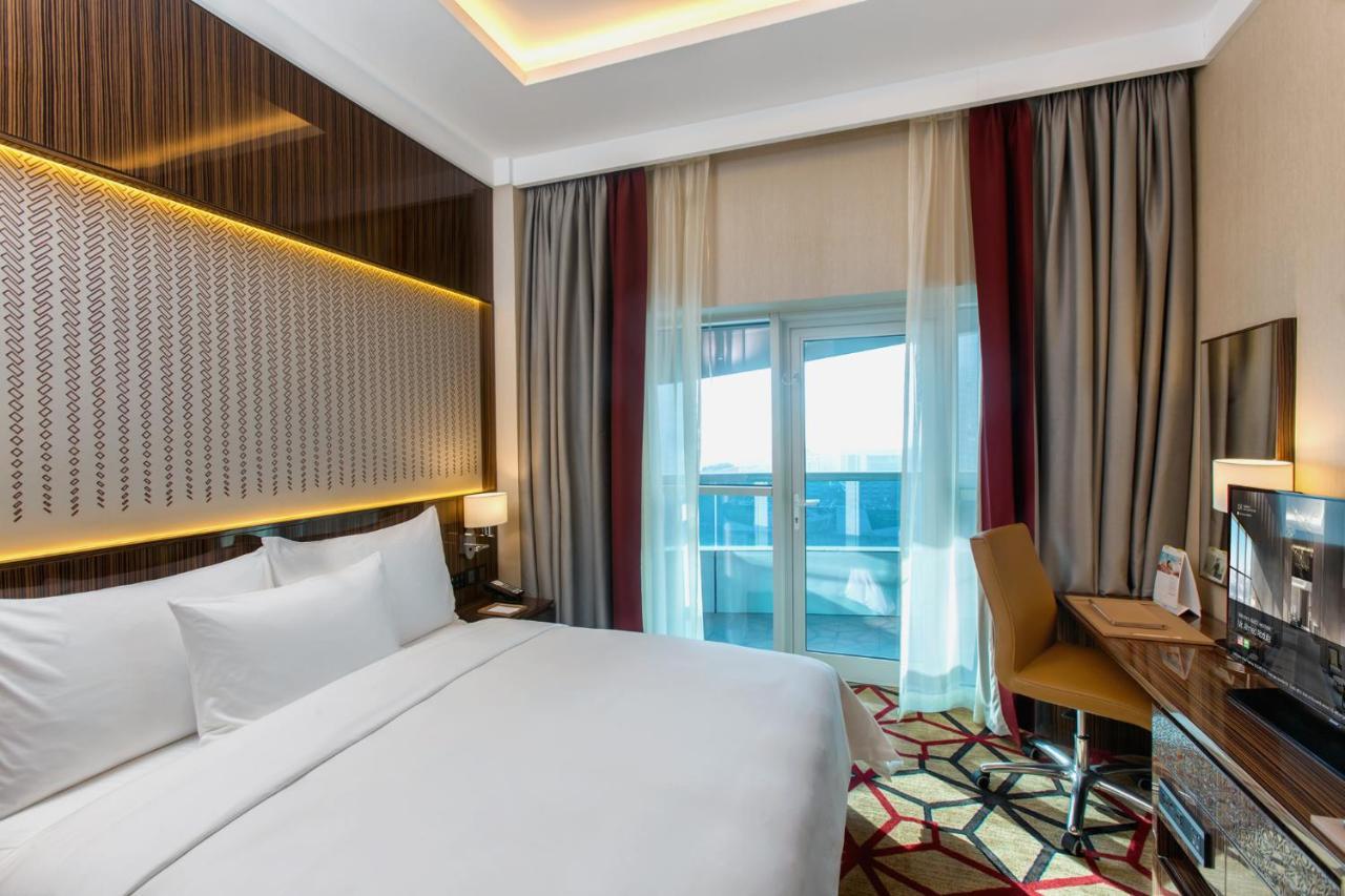 Dusit D2 Kenz Hotel Dubai Exterior foto